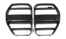 Laden Sie das Bild in den Galerie-Viewer, Carbon Fiber Front Grille for BMW G80 G82 Cyber