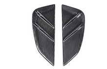 Laden Sie das Bild in den Galerie-Viewer, Carbon Fiber Fender Air Intakes for BMW G82 Cyber